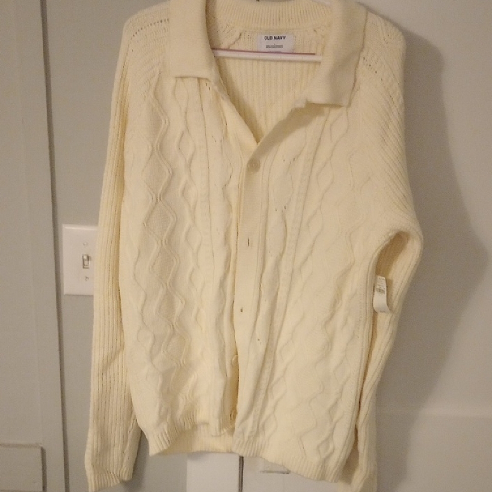 Old Navy Ivory Knit Sweater